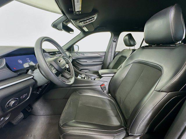 used 2024 Jeep Grand Cherokee car, priced at $27,997