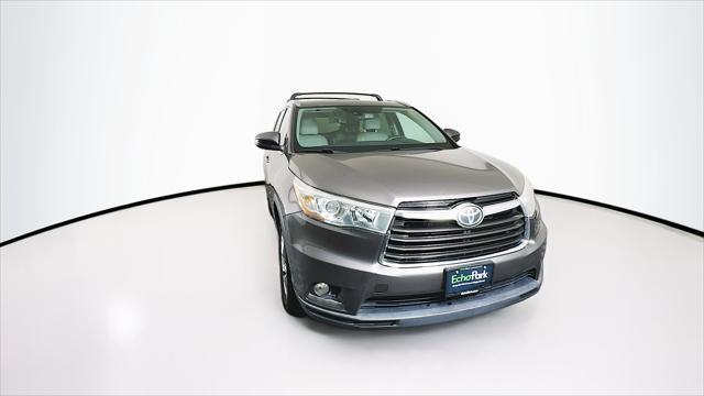 used 2016 Toyota Highlander car, priced at $18,299