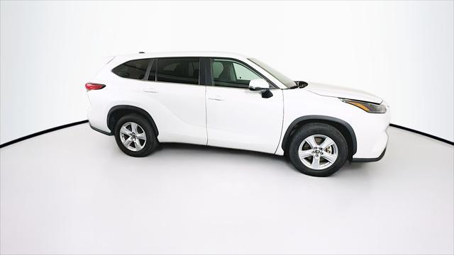 used 2023 Toyota Highlander car, priced at $26,589