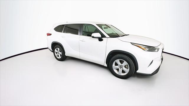 used 2023 Toyota Highlander car, priced at $26,589