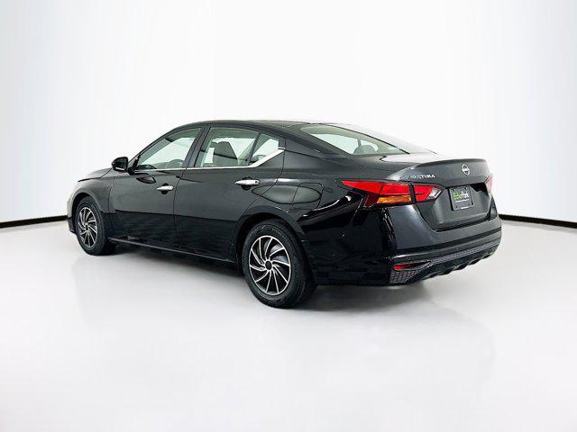 used 2023 Nissan Altima car, priced at $17,289