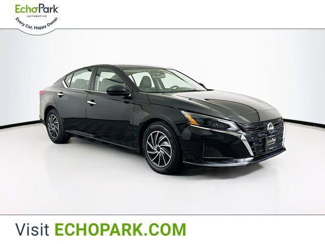 used 2023 Nissan Altima car, priced at $17,289