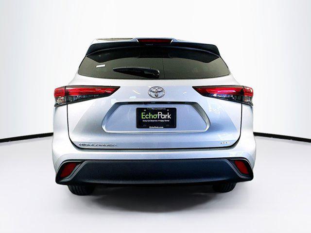 used 2023 Toyota Highlander car, priced at $34,797