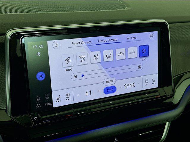 used 2024 Volkswagen Atlas car, priced at $27,987