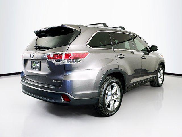 used 2014 Toyota Highlander car, priced at $18,799