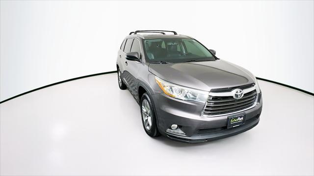 used 2014 Toyota Highlander car, priced at $17,799