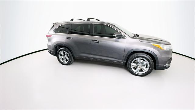 used 2014 Toyota Highlander car, priced at $17,799