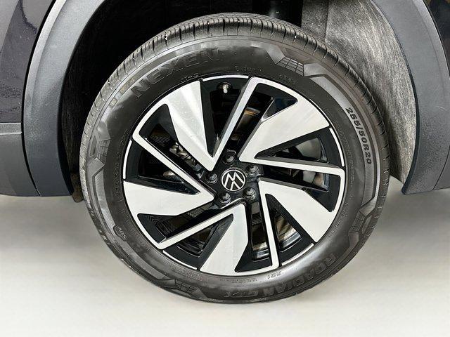 used 2025 Volkswagen Atlas car, priced at $30,997