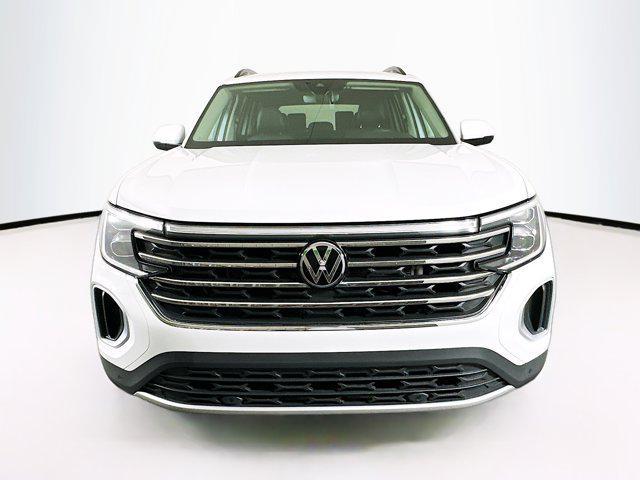 used 2024 Volkswagen Atlas car, priced at $28,597