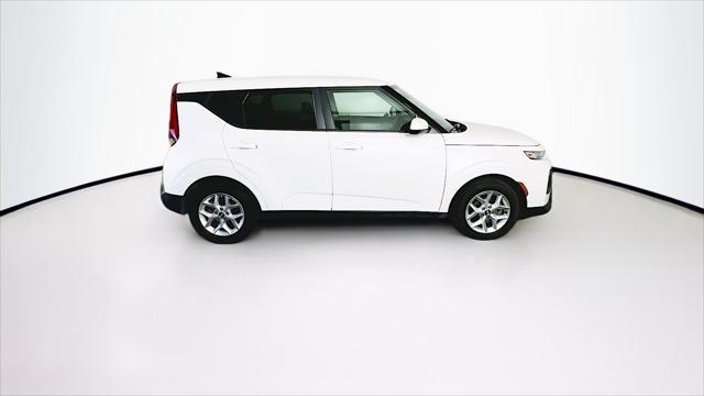 used 2021 Kia Soul car, priced at $13,589