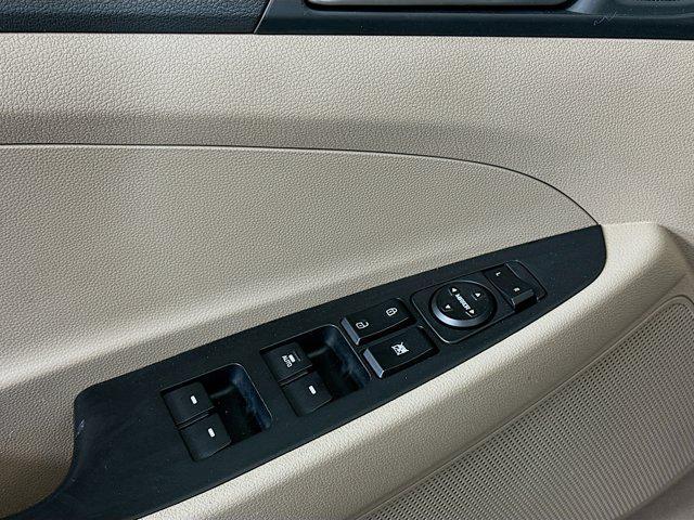 used 2021 Hyundai Tucson car, priced at $13,487