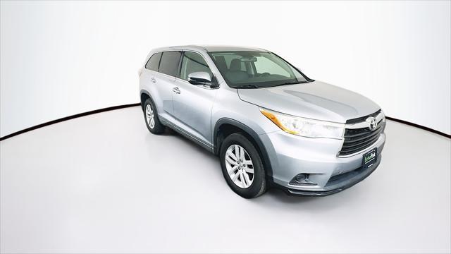 used 2015 Toyota Highlander car, priced at $12,999