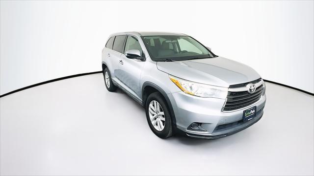 used 2015 Toyota Highlander car, priced at $12,999