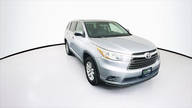 used 2015 Toyota Highlander car, priced at $12,999