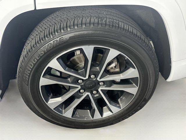 used 2023 Jeep Grand Cherokee car, priced at $39,297