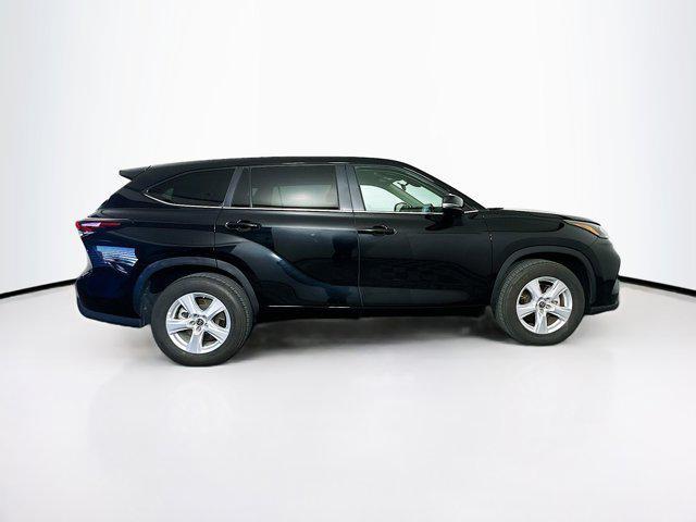 used 2024 Toyota Highlander car, priced at $35,839