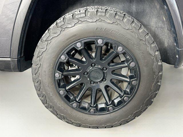 used 2021 Jeep Grand Cherokee car, priced at $25,996