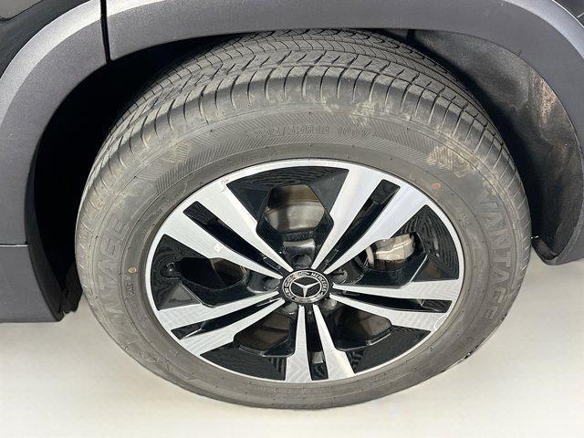 used 2024 Mercedes-Benz GLB 250 car, priced at $24,997