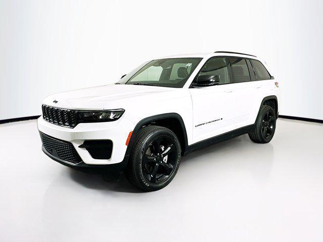 used 2023 Jeep Grand Cherokee car, priced at $29,789