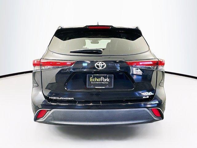 used 2023 Toyota Highlander car, priced at $32,989