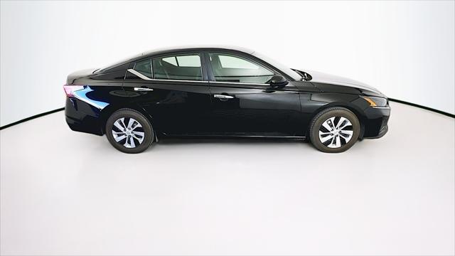 used 2023 Nissan Altima car, priced at $15,999