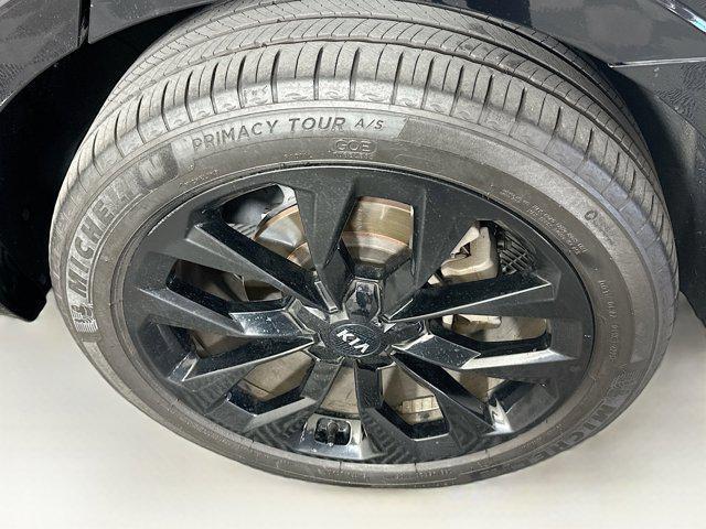 used 2021 Kia Sorento car, priced at $23,397