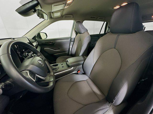 used 2024 Toyota Highlander car, priced at $33,939