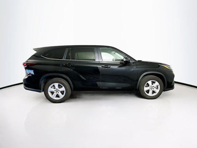 used 2024 Toyota Highlander car, priced at $33,939