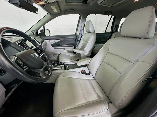 used 2020 Honda Pilot car, priced at $27,797