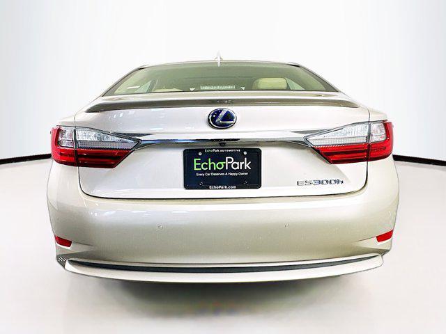 used 2018 Lexus ES 300h car, priced at $24,197