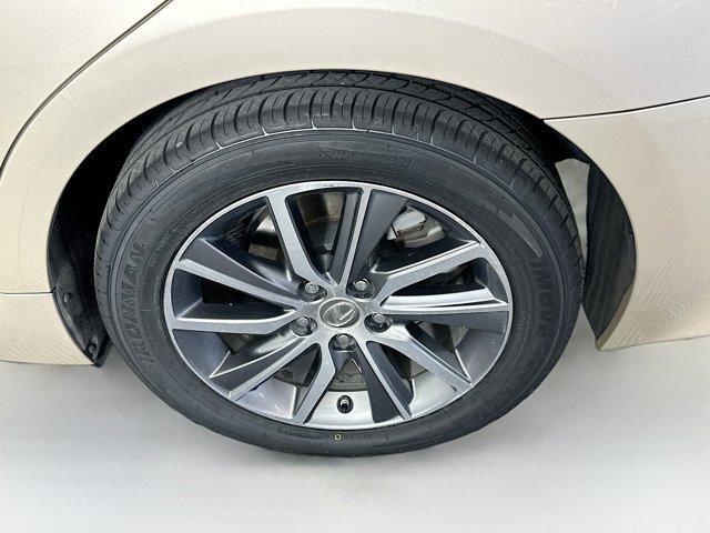 used 2018 Lexus ES 300h car, priced at $24,197