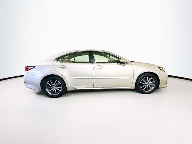 used 2018 Lexus ES 300h car, priced at $24,197