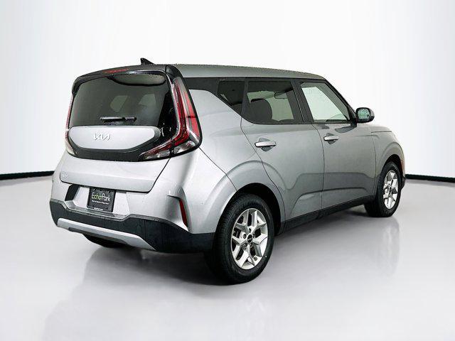used 2024 Kia Soul car, priced at $15,297