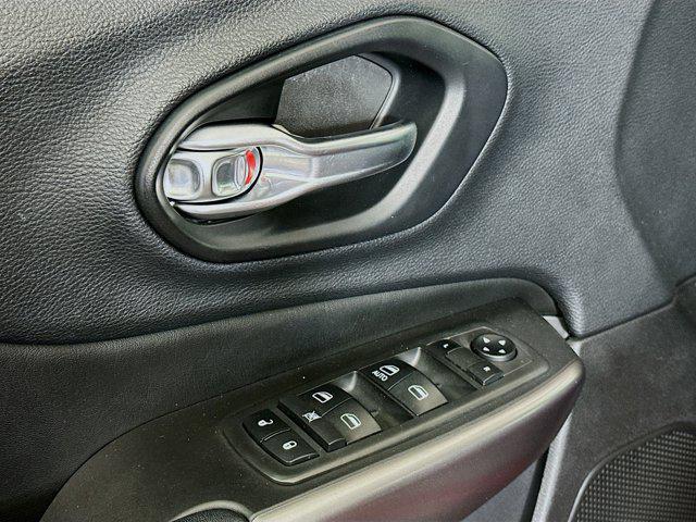 used 2019 Jeep Cherokee car, priced at $13,699