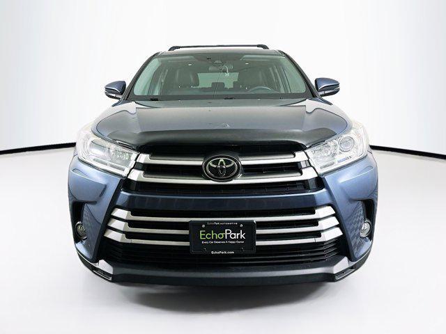 used 2019 Toyota Highlander car, priced at $26,989