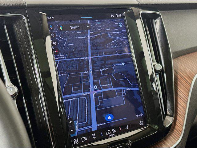 used 2023 Volvo XC60 car, priced at $28,987