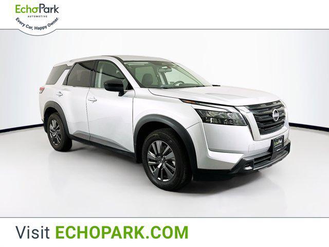 used 2023 Nissan Pathfinder car, priced at $26,589