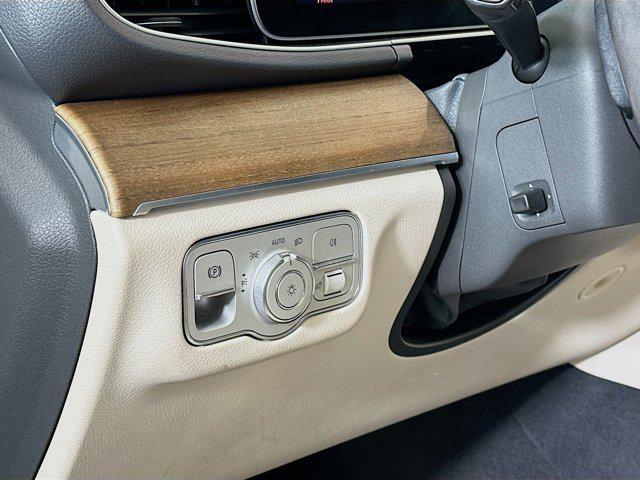 used 2020 Mercedes-Benz GLE 350 car, priced at $28,996