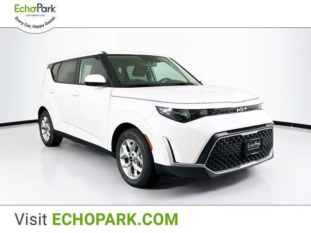 used 2024 Kia Soul car, priced at $13,996