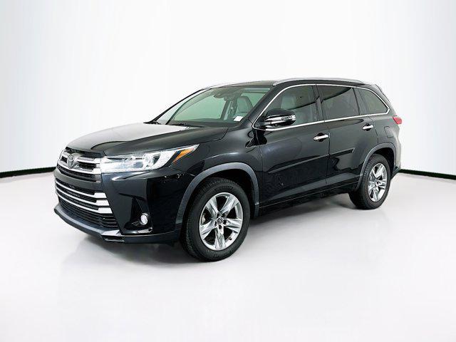 used 2018 Toyota Highlander car, priced at $26,997