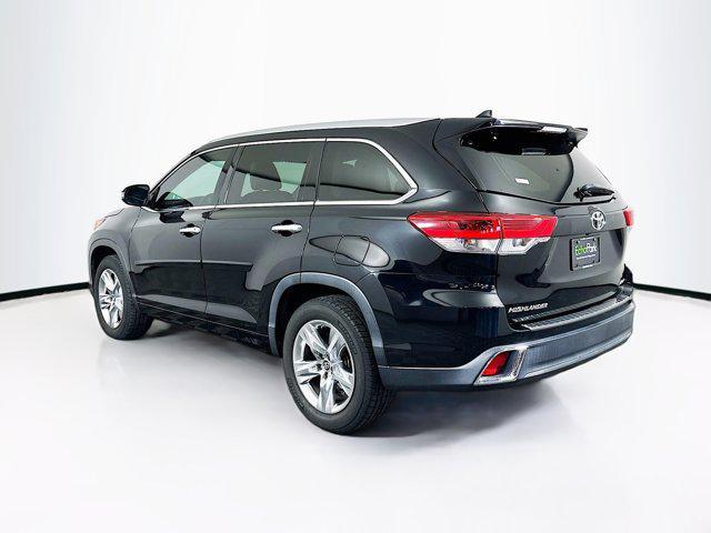 used 2018 Toyota Highlander car, priced at $26,997