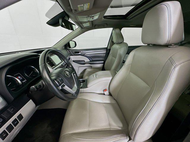 used 2018 Toyota Highlander car, priced at $26,997