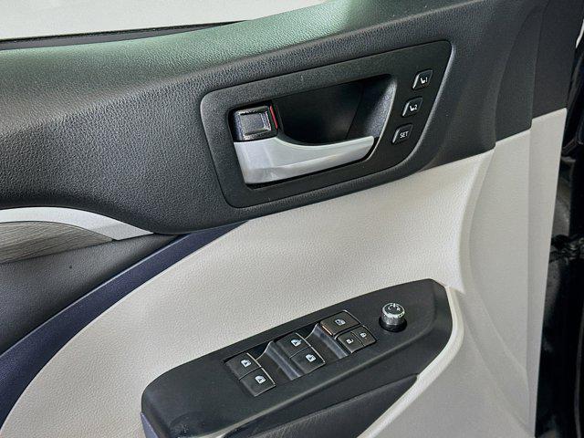 used 2018 Toyota Highlander car, priced at $26,997