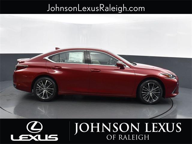 new 2025 Lexus ES 300h car, priced at $50,379