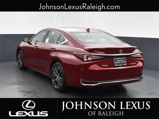 new 2025 Lexus ES 300h car, priced at $50,379