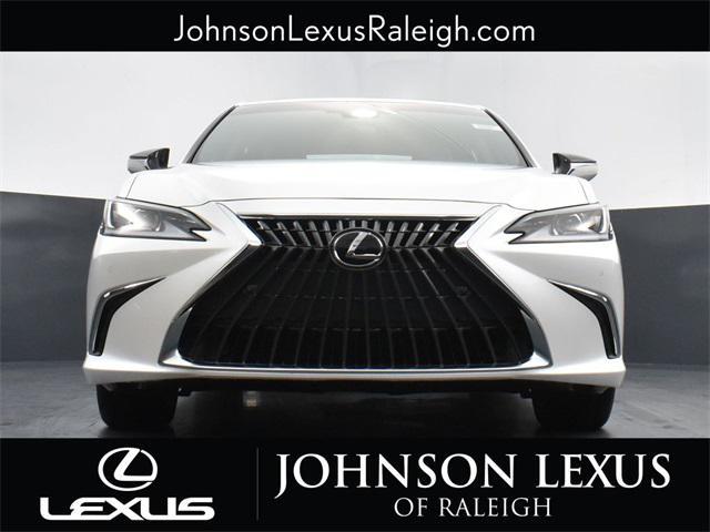 new 2025 Lexus ES 350 car, priced at $48,219