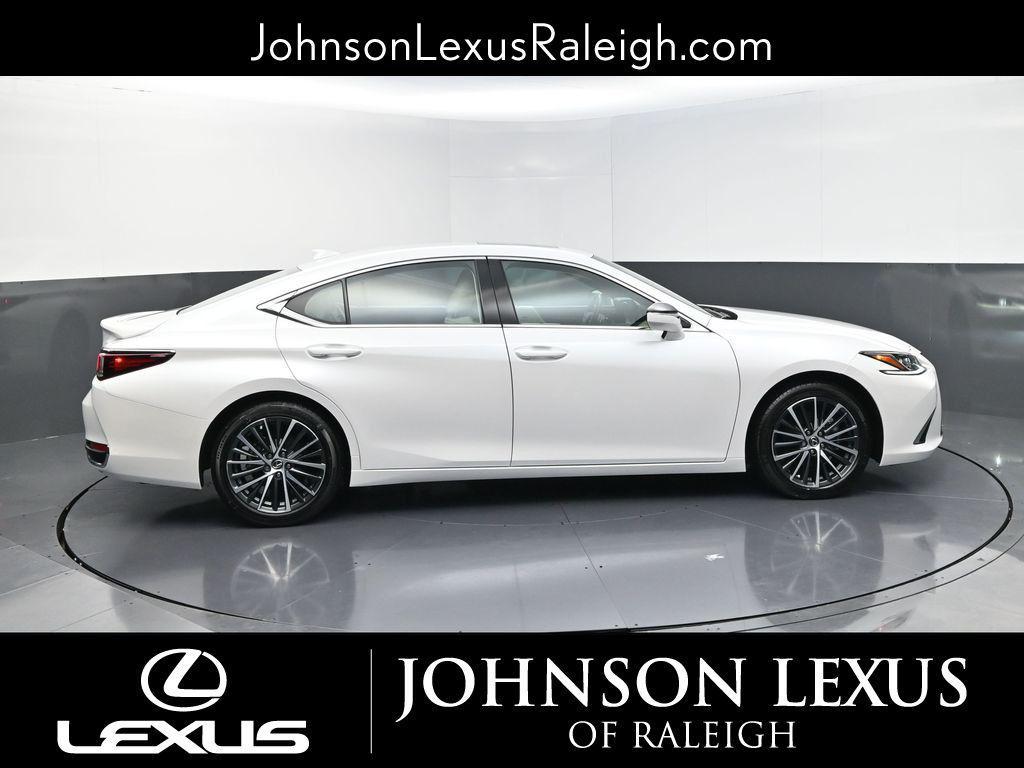 used 2025 Lexus ES 300h car, priced at $43,858