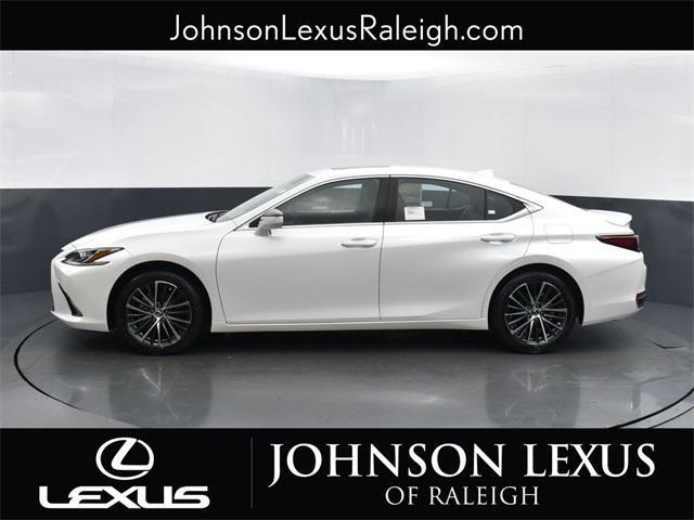 new 2025 Lexus ES 300h car, priced at $50,704