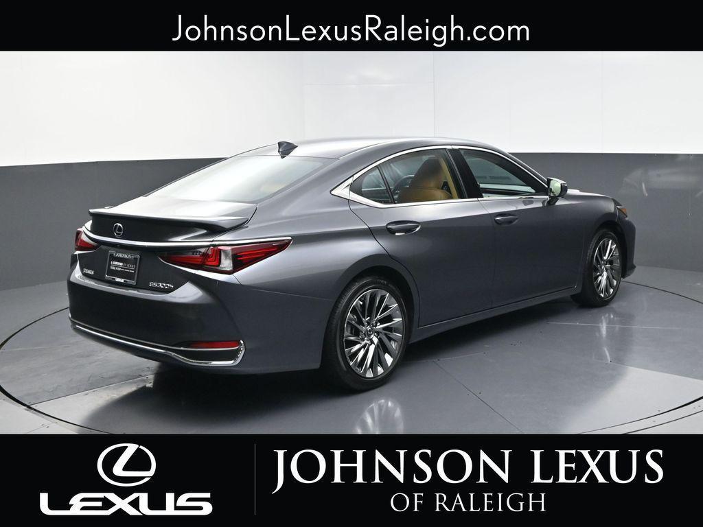 used 2024 Lexus ES 300h car, priced at $47,248