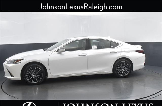 new 2025 Lexus ES 300h car, priced at $51,524